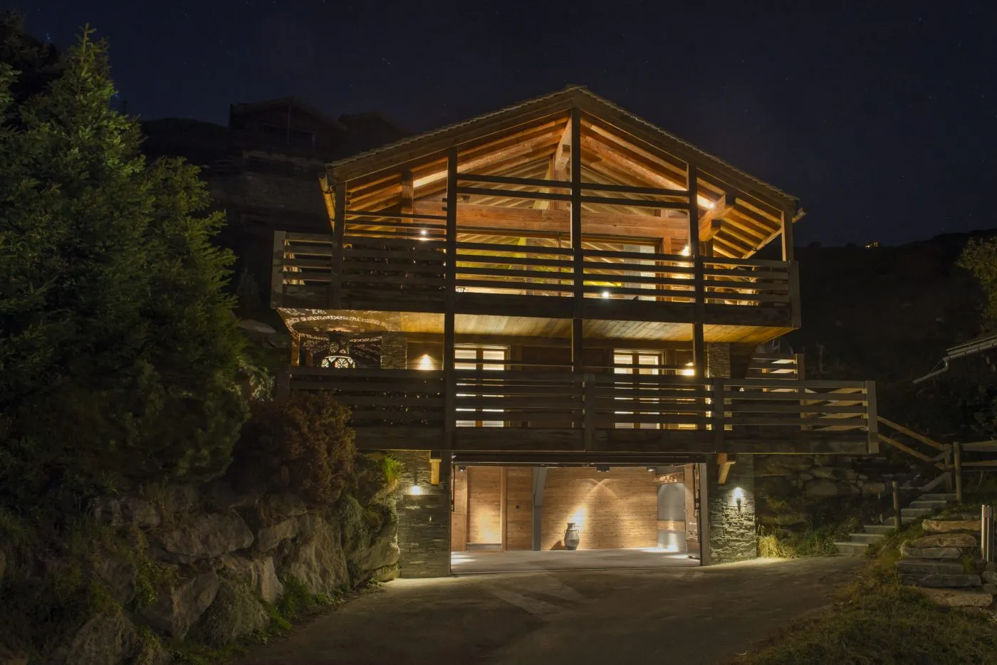 Chalet Alpin Roc, a private chalet in Savoleyres, Verbier