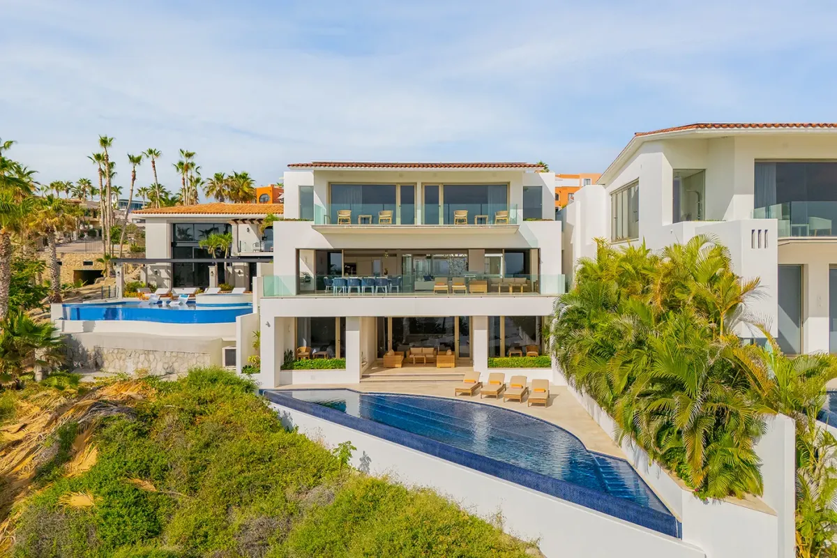 Villa Palma, a beachfront rental estate in Cabo Bello, Los Cabos